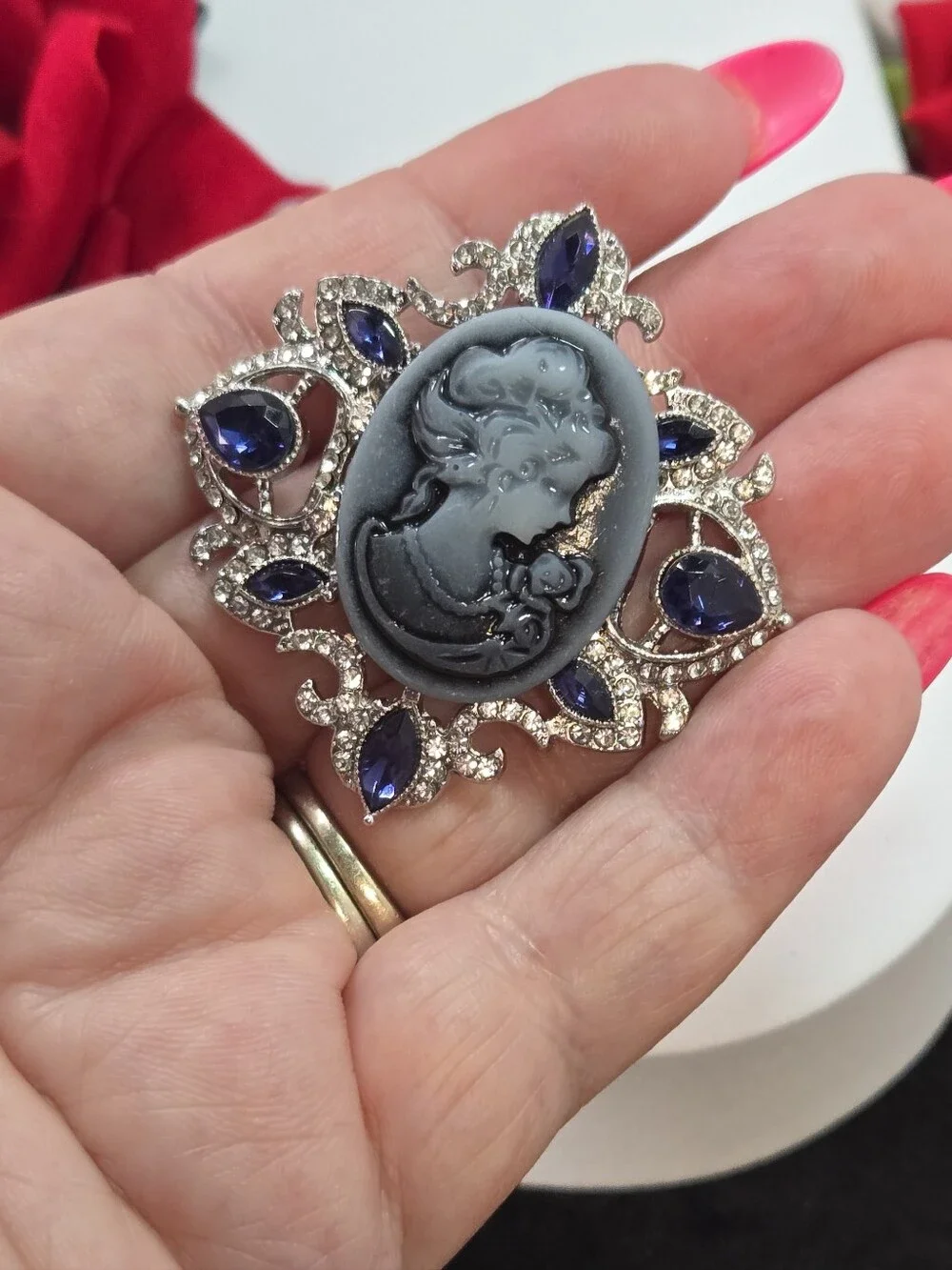 Silver Blue Cameo Brooch Victorian Rhinestone Filigree Diamond Pendant Pin Glam